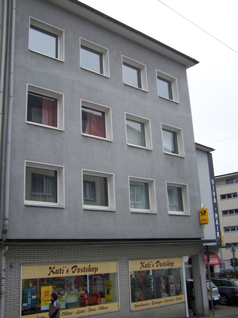 Seitenfront Mehrfamilienhaus Wuppertal