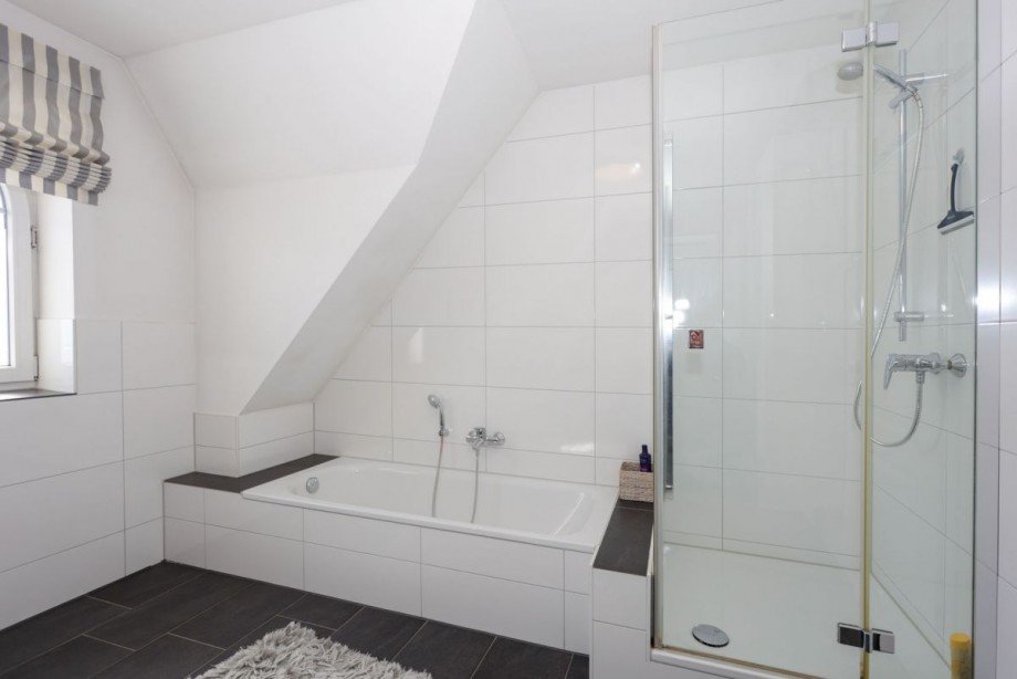 Badansicht 3 Obergeschoss Einfamilienhaus H�ckelhoven