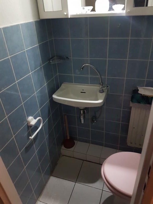 WC Wohnung M�nchengladbach