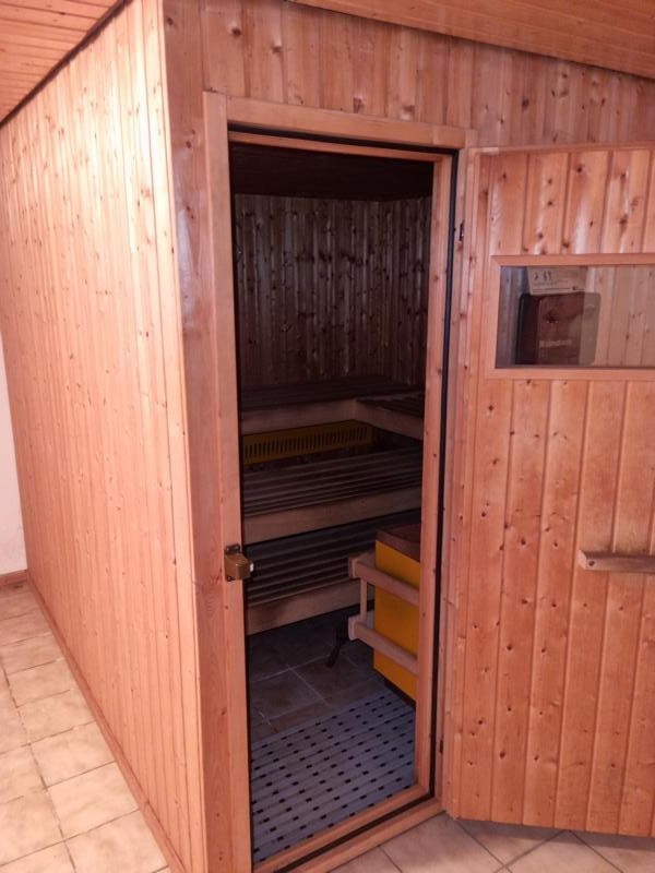 Sauna Keller Doppelhaush�lfte Aachen